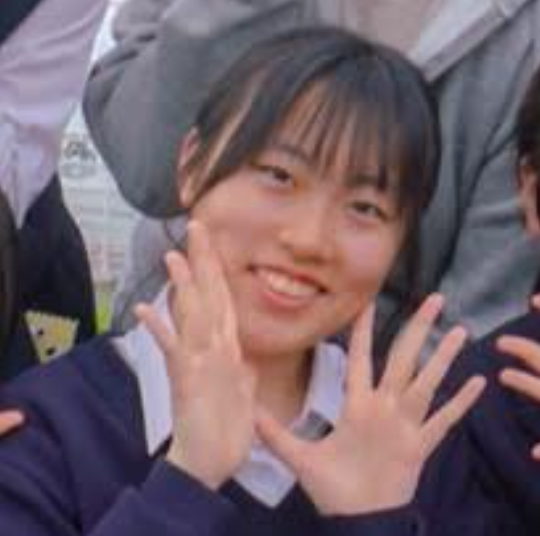 川内野 彩香 さん